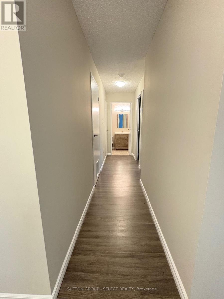 Photo 11 of 111 1600 Adelaide Street N, London North ON
