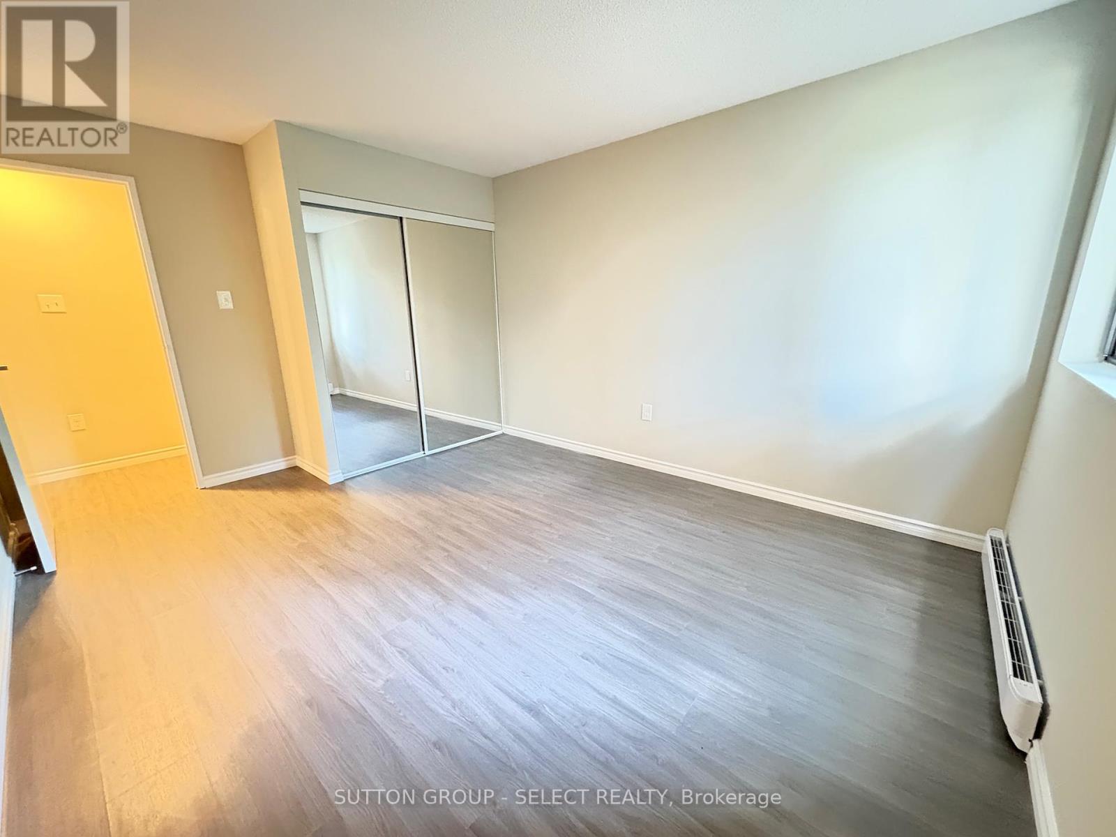 Photo 20 of 111 1600 Adelaide Street N, London North ON