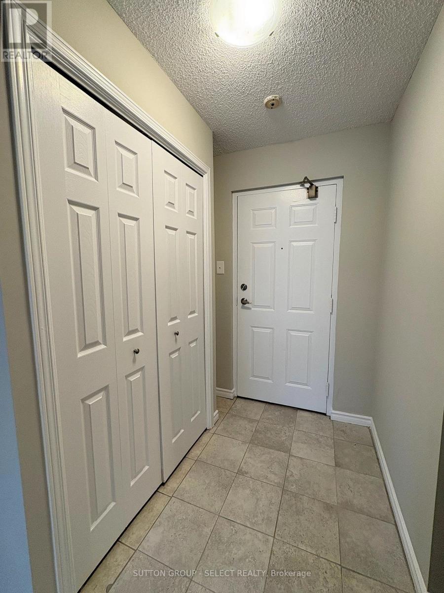 Photo 4 of 111 1600 Adelaide Street N, London North ON