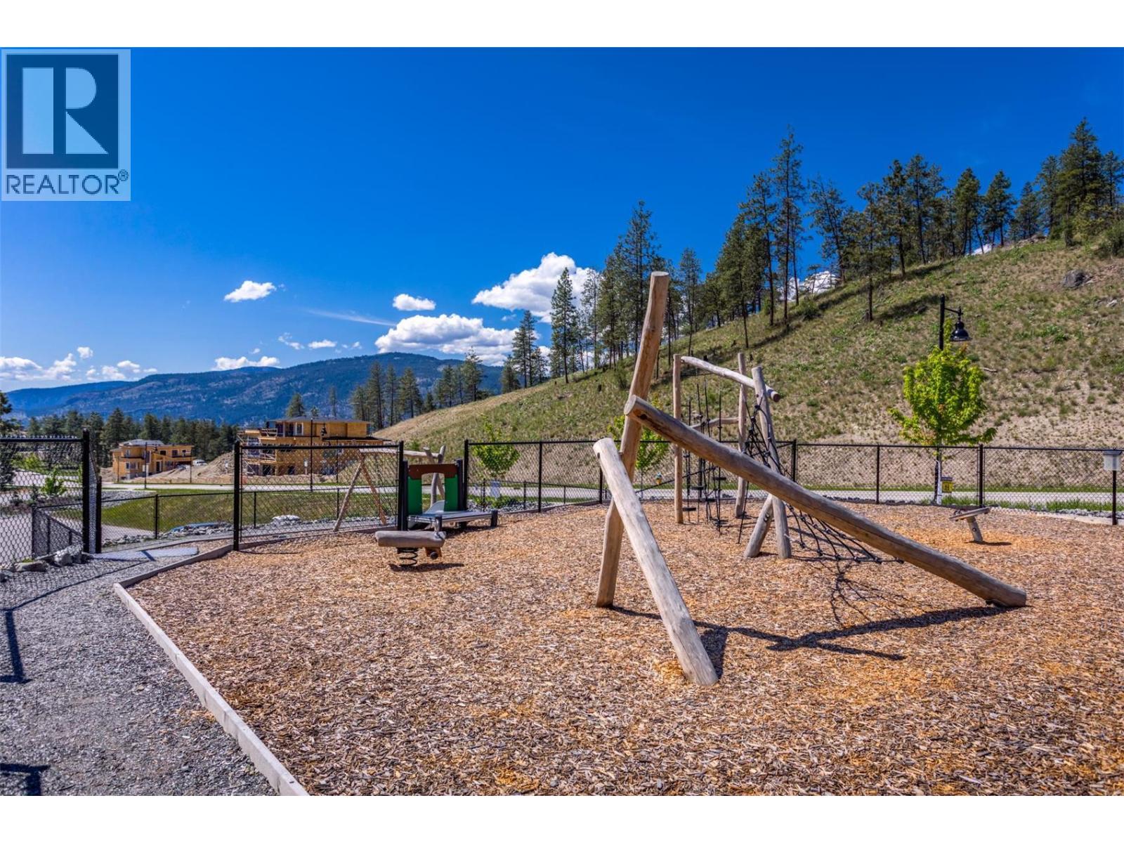  3165 Hilltown Drive, Kelowna