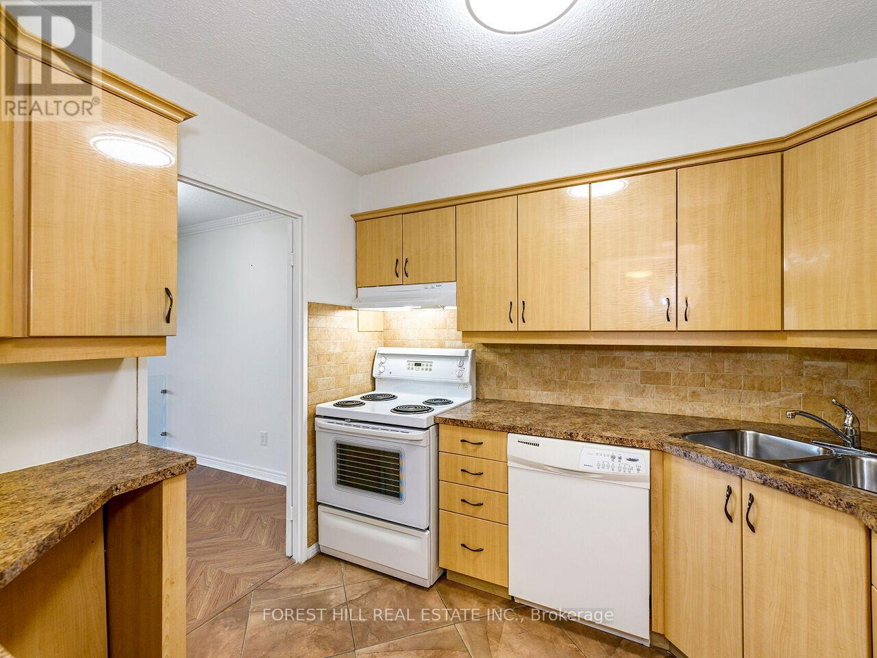 Photo 12 of 608 1359 White Oak Boulevard E, Oakville ON