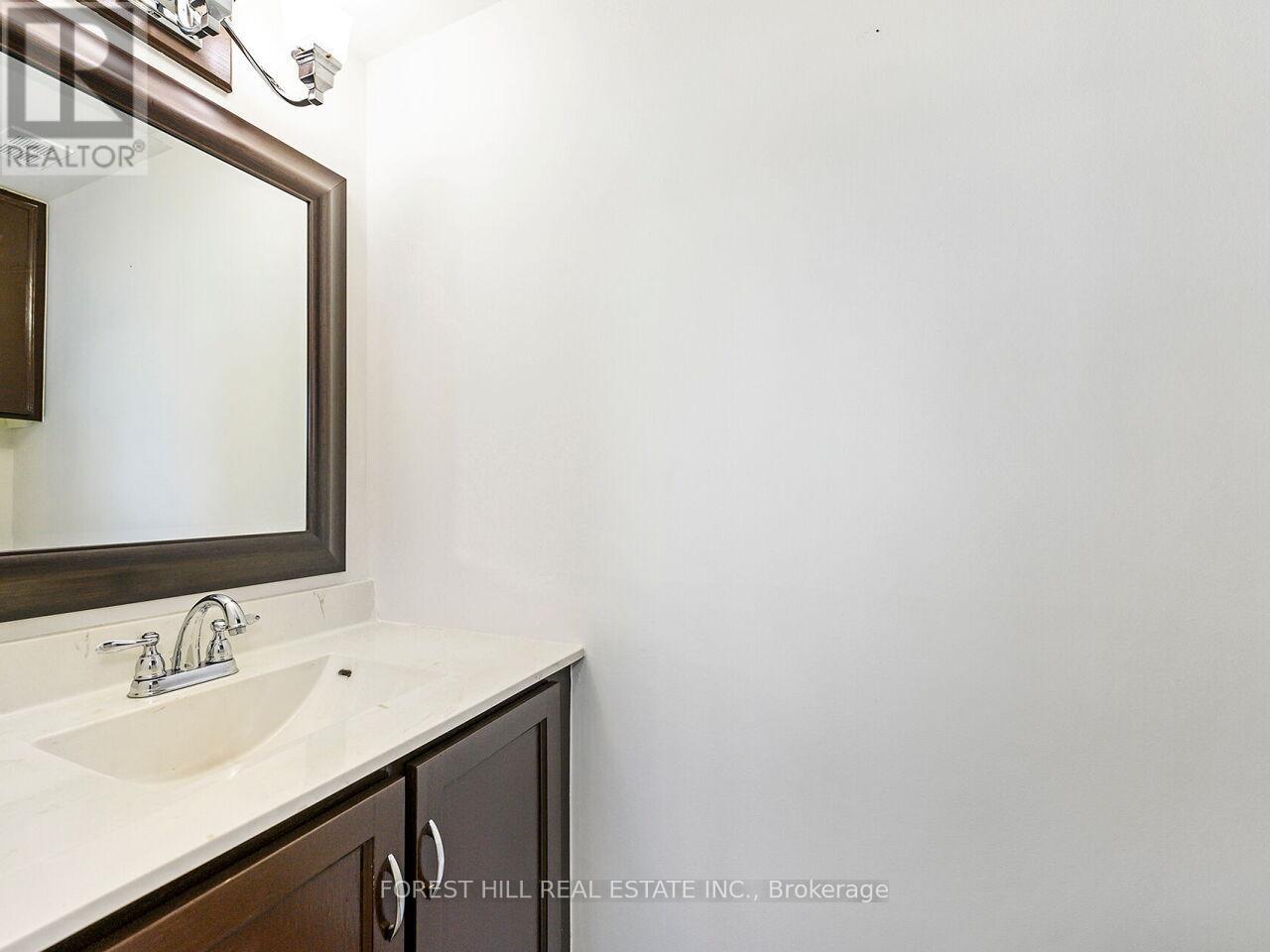 Photo 25 of 608 1359 White Oak Boulevard E, Oakville ON
