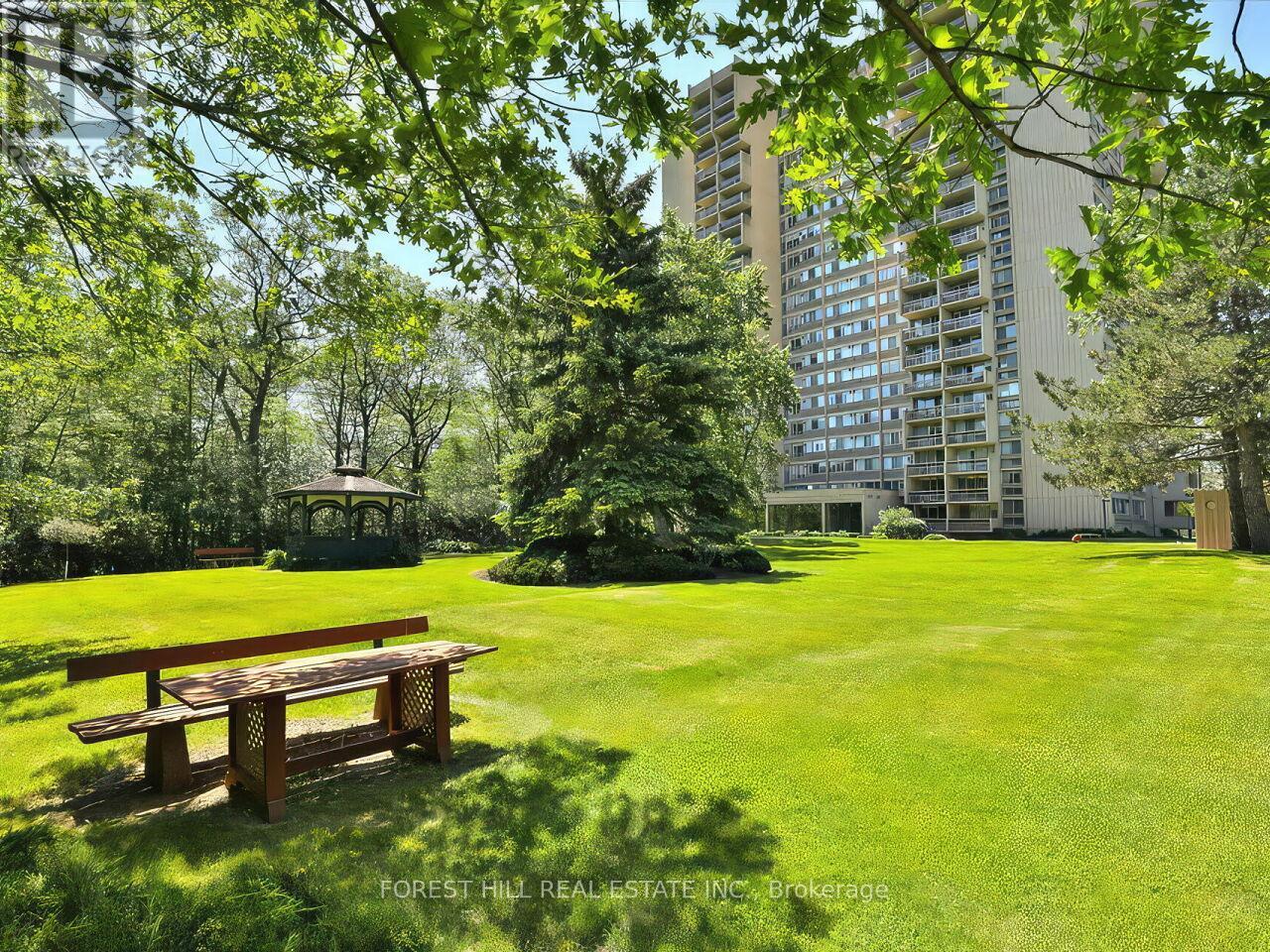 Photo 9 of 608 1359 White Oak Boulevard E, Oakville ON