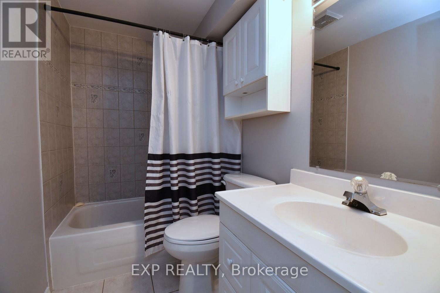 Photo 22 of 179 Willowridge Road, Toronto ON