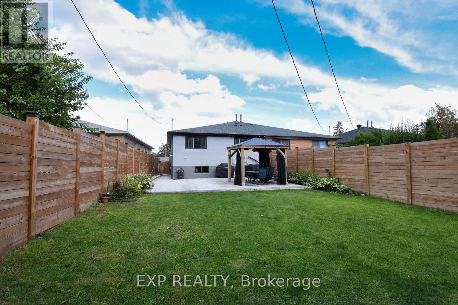 Photo 29 of 179 Willowridge Road, Toronto ON