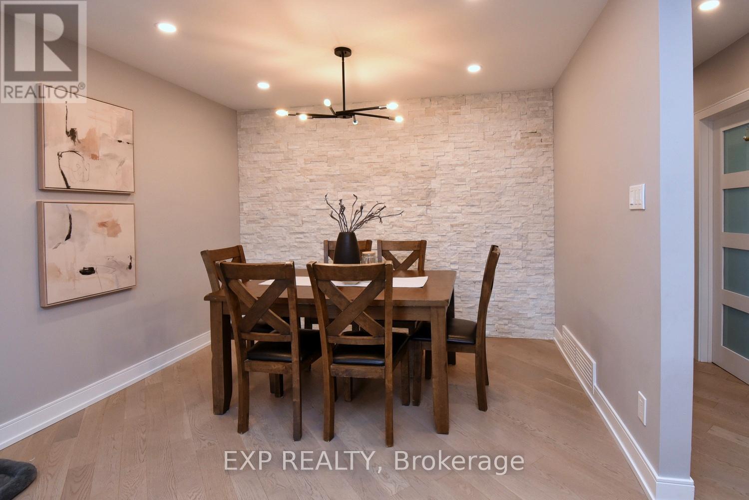 Photo 8 of 179 Willowridge Road, Toronto ON