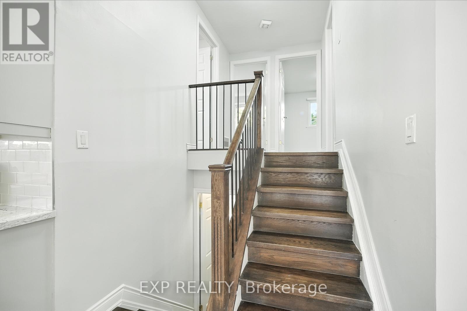 Photo 16 of 387 Archdekin Drive, Brampton ON