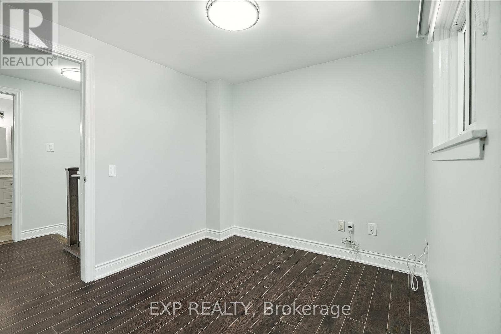 Photo 20 of 387 Archdekin Drive, Brampton ON