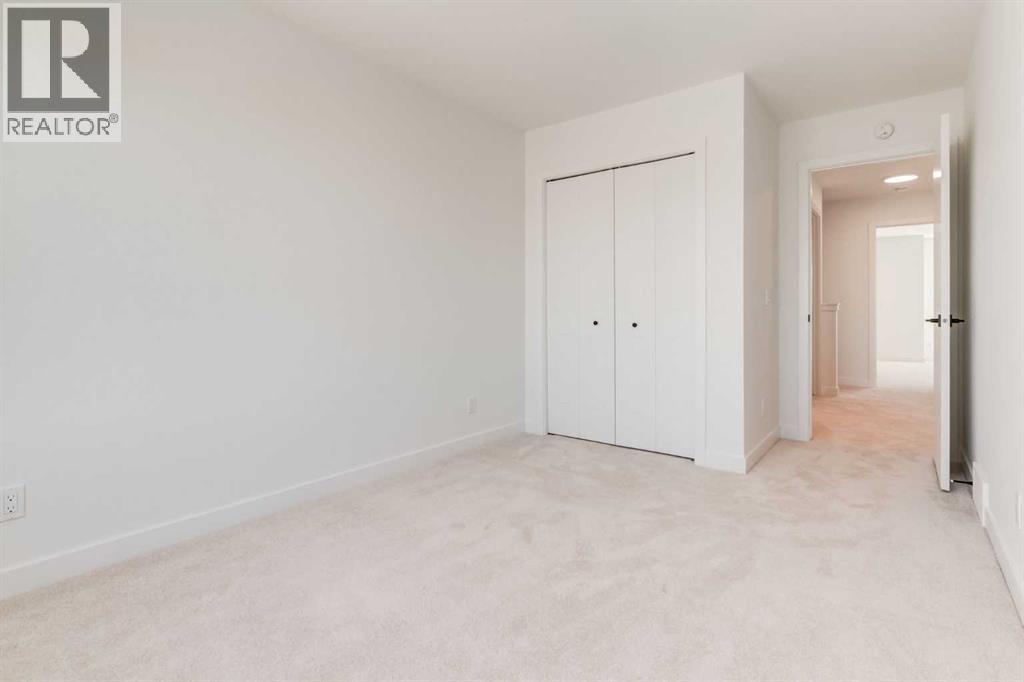 Photo 5 of 96 Heartwood Lane Se, Calgary AB