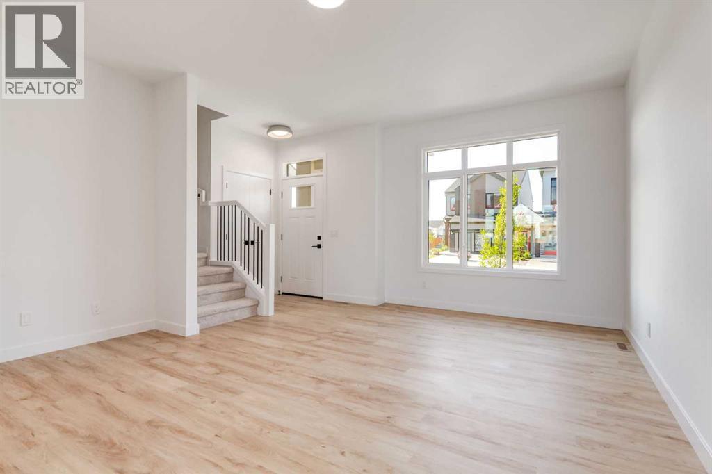 Photo 3 of 96 Heartwood Lane Se, Calgary AB