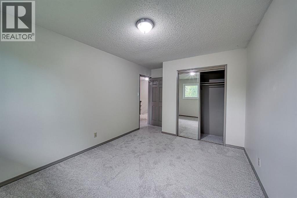 Photo 26 of 11147 Southdale Road Sw, Calgary AB