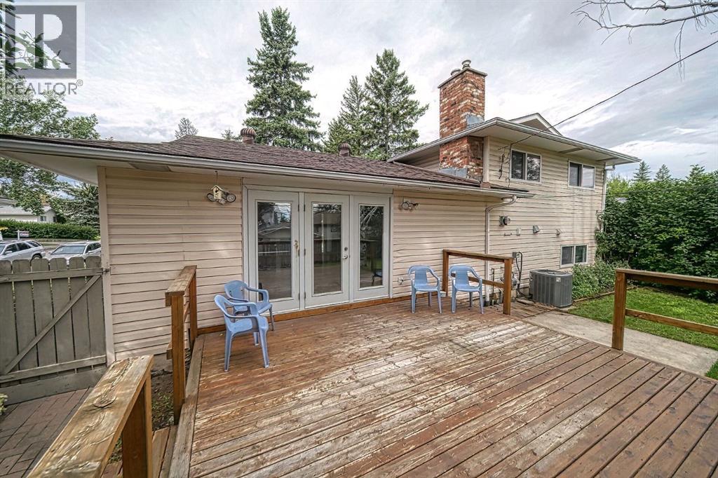 Photo 40 of 11147 Southdale Road Sw, Calgary AB