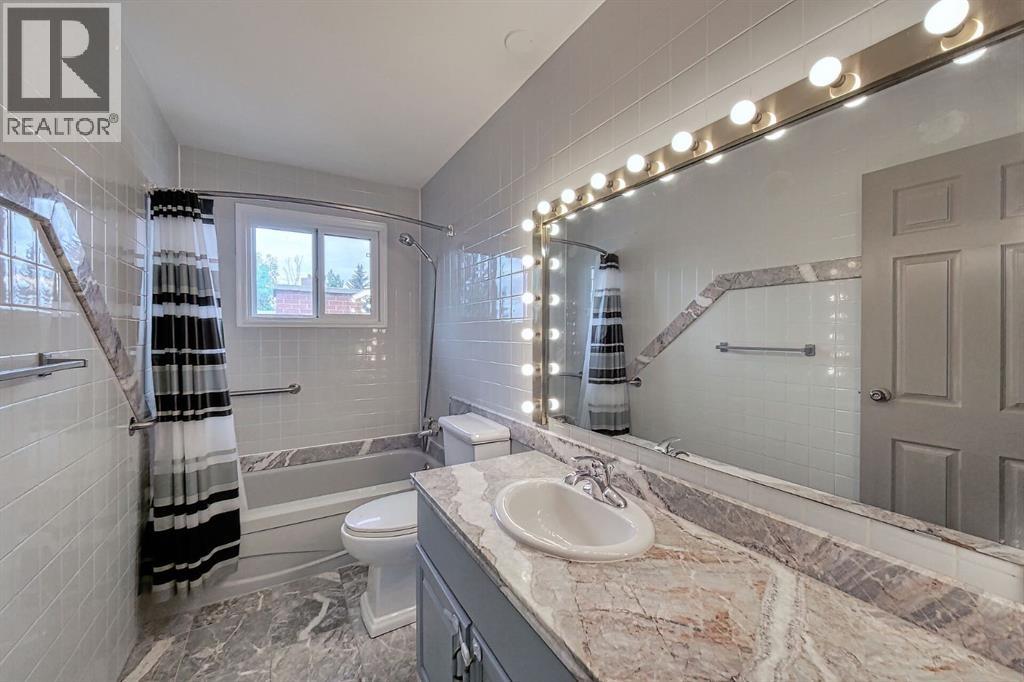Photo 27 of 11147 Southdale Road Sw, Calgary AB