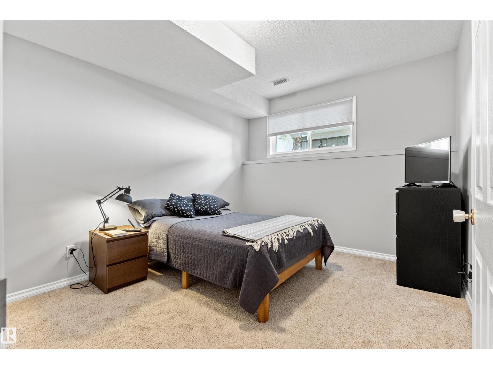 Photo 35 of 2 8314 81 Av Nw, Edmonton AB