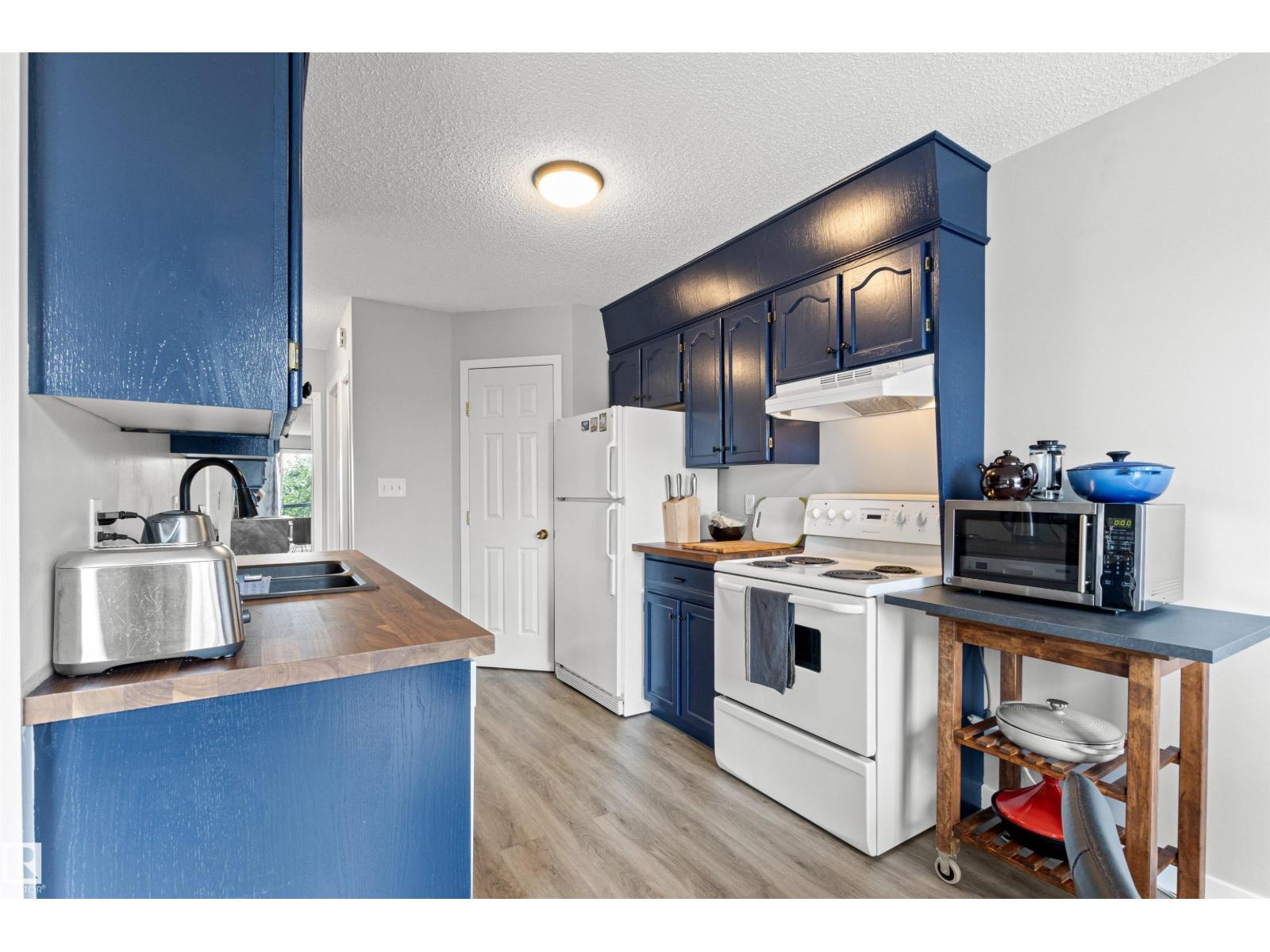 Photo 25 of 2 8314 81 Av Nw, Edmonton AB