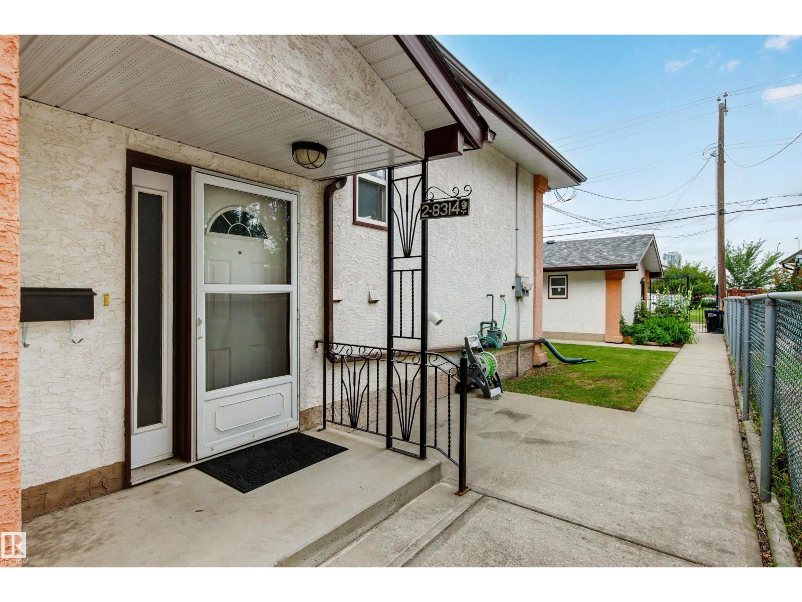 Photo 65 of 2 8314 81 Av Nw, Edmonton AB