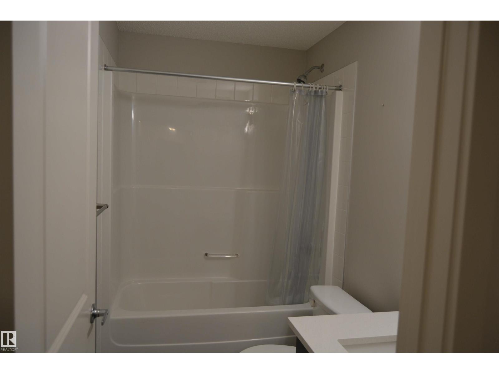 Photo 8 of 408 5404 7 Av Sw, Edmonton AB