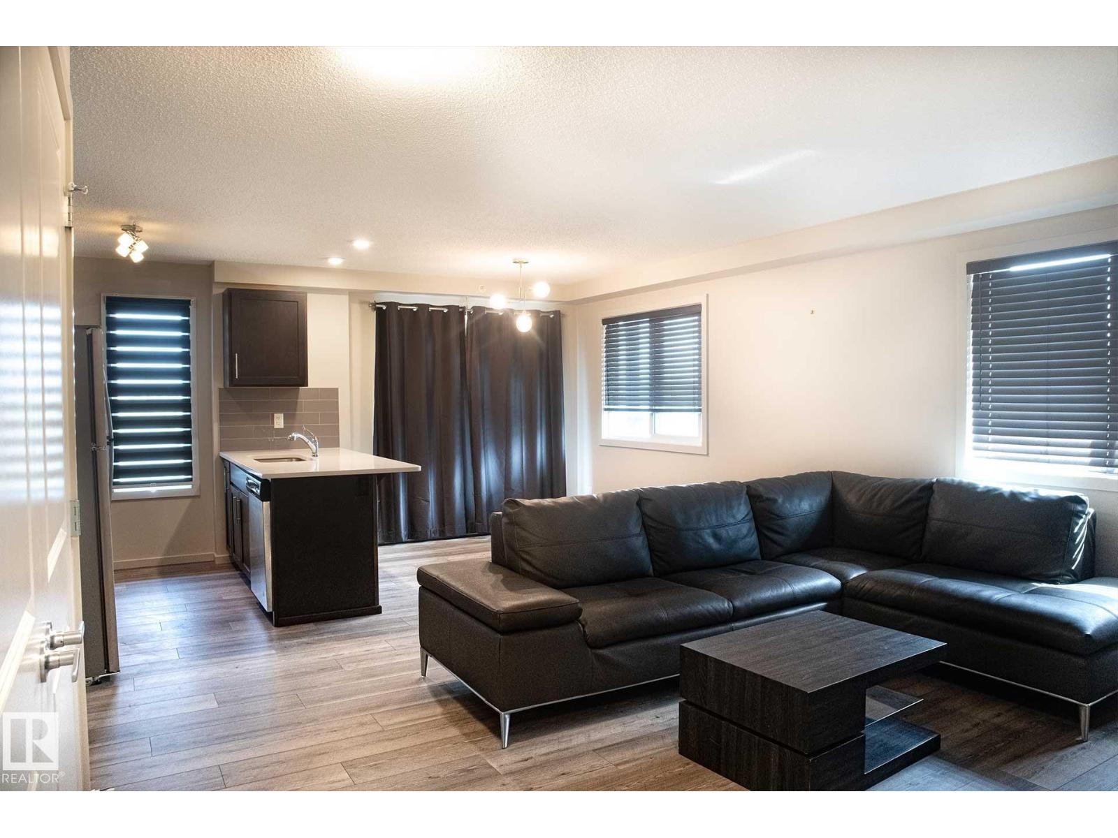 Photo 2 of 408 5404 7 Av Sw, Edmonton AB