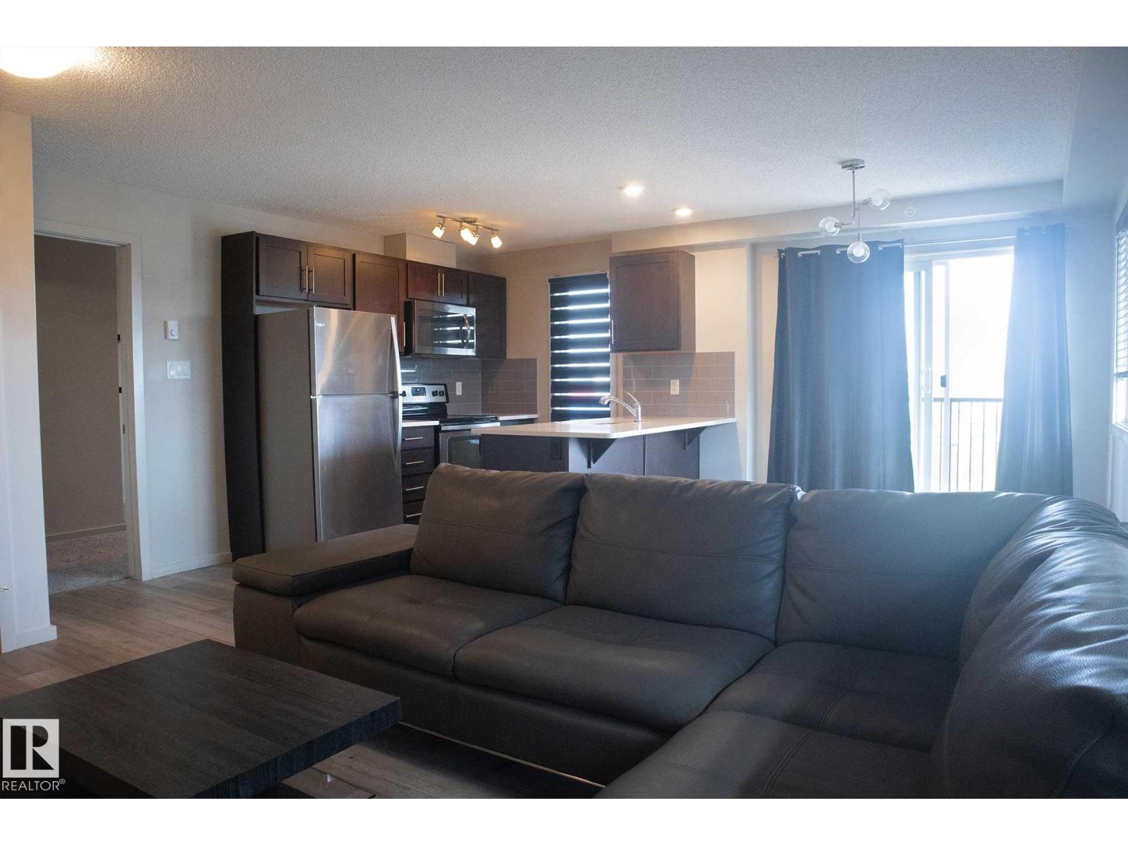 Photo 18 of 408 5404 7 Av Sw, Edmonton AB
