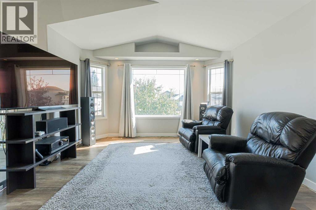 Photo 6 of 10746 72 Avenue, Grande Prairie AB