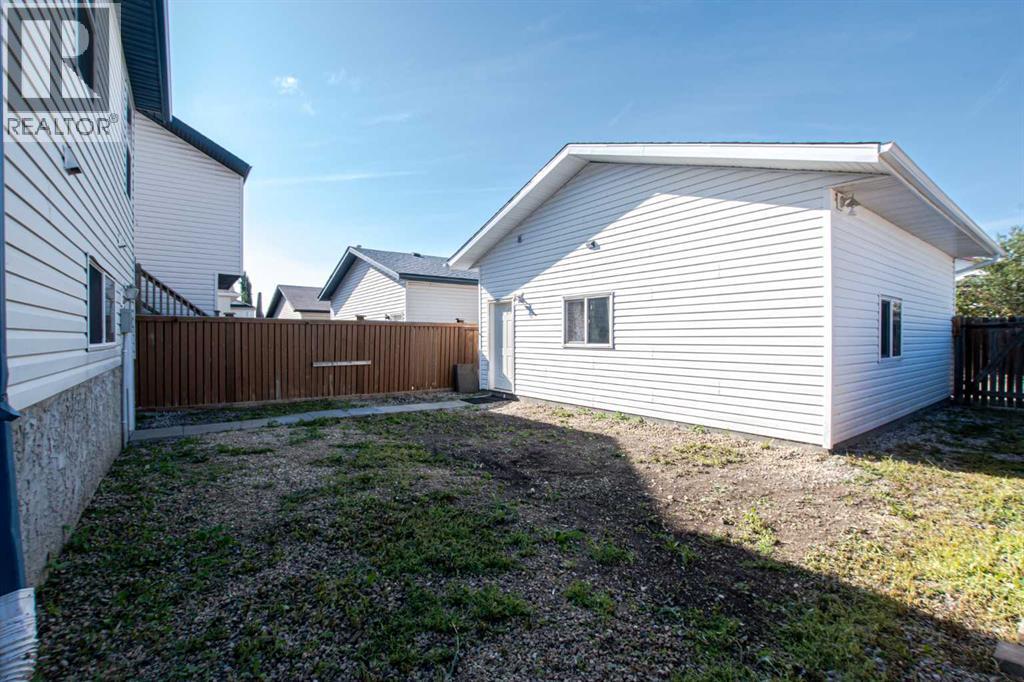 Photo 24 of 10746 72 Avenue, Grande Prairie AB