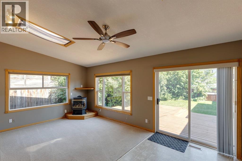 Photo 16 of 724 35 A Street Nw, Calgary AB