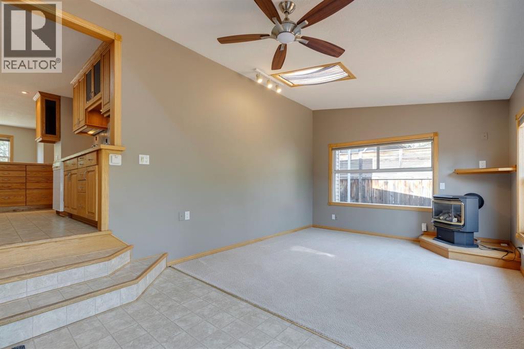 Photo 17 of 724 35 A Street Nw, Calgary AB