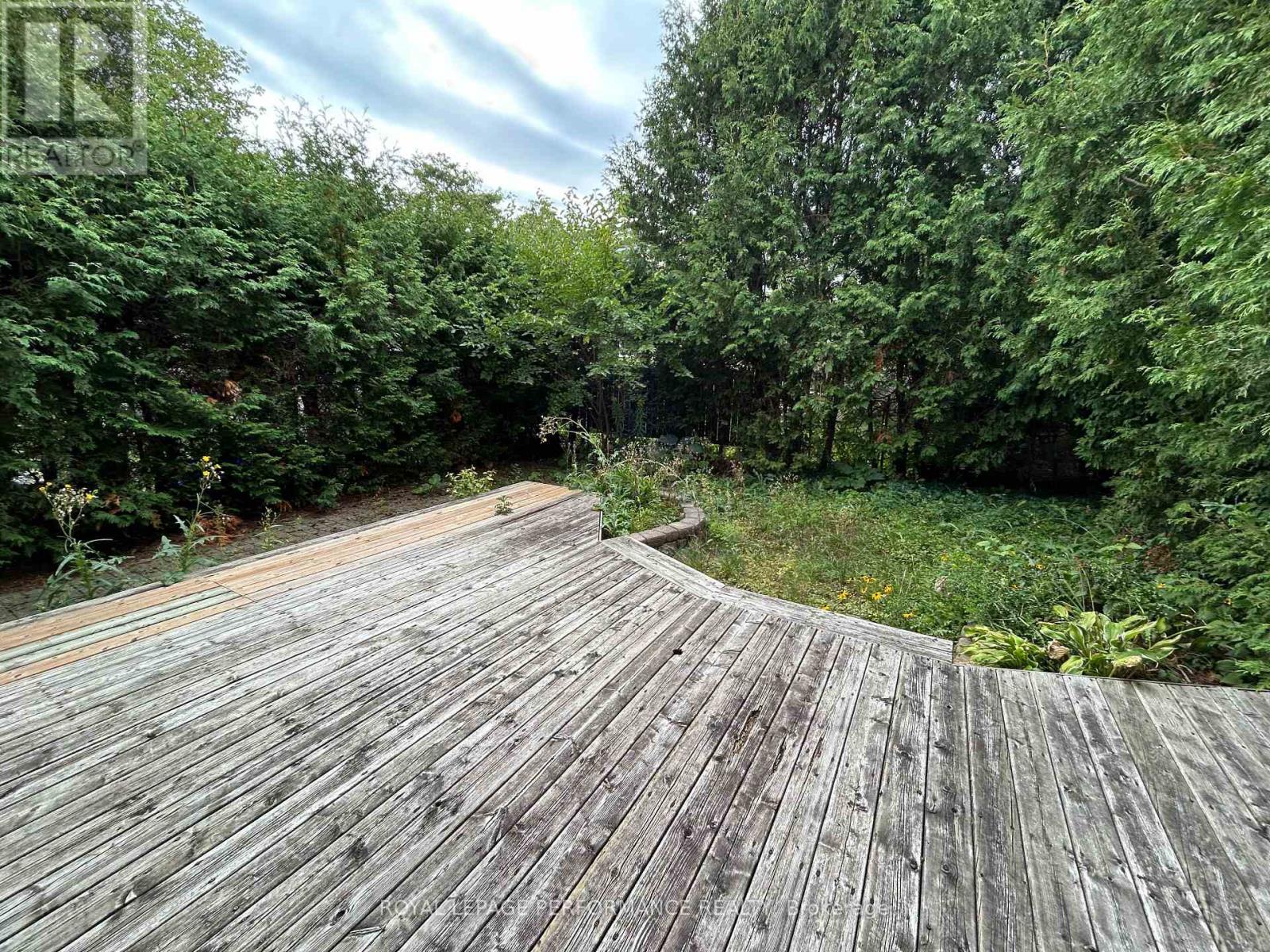 Photo 9 of 461 Princess Louise Drive, Ottawa ON