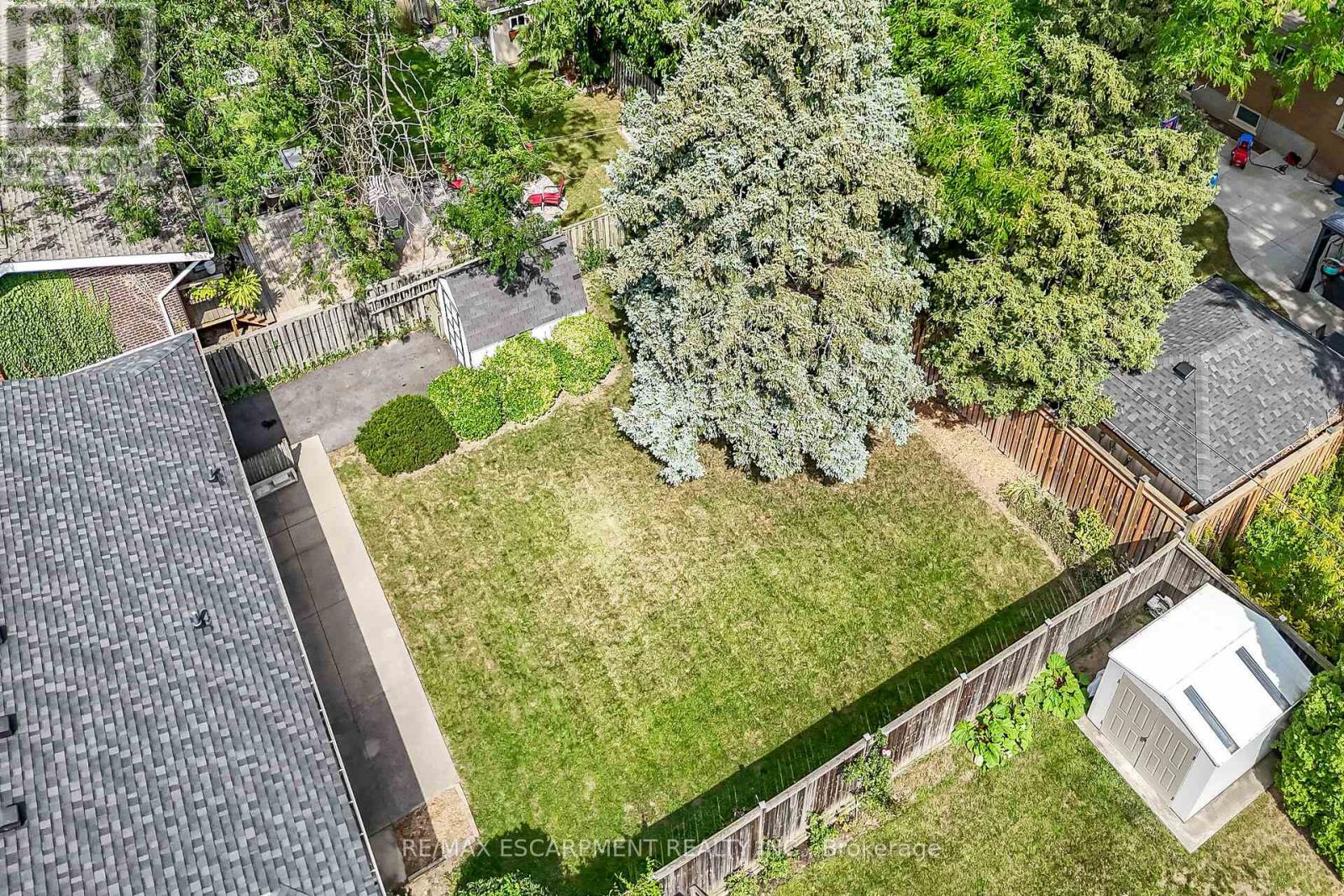 Photo 46 of 31 Belair Drive, Hamilton ON