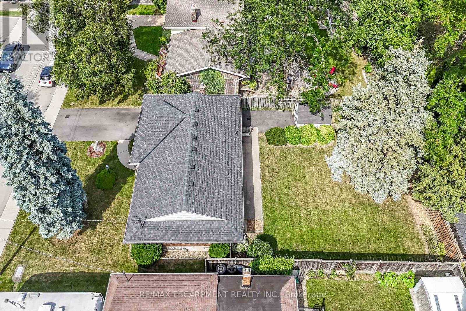 Photo 47 of 31 Belair Drive, Hamilton ON