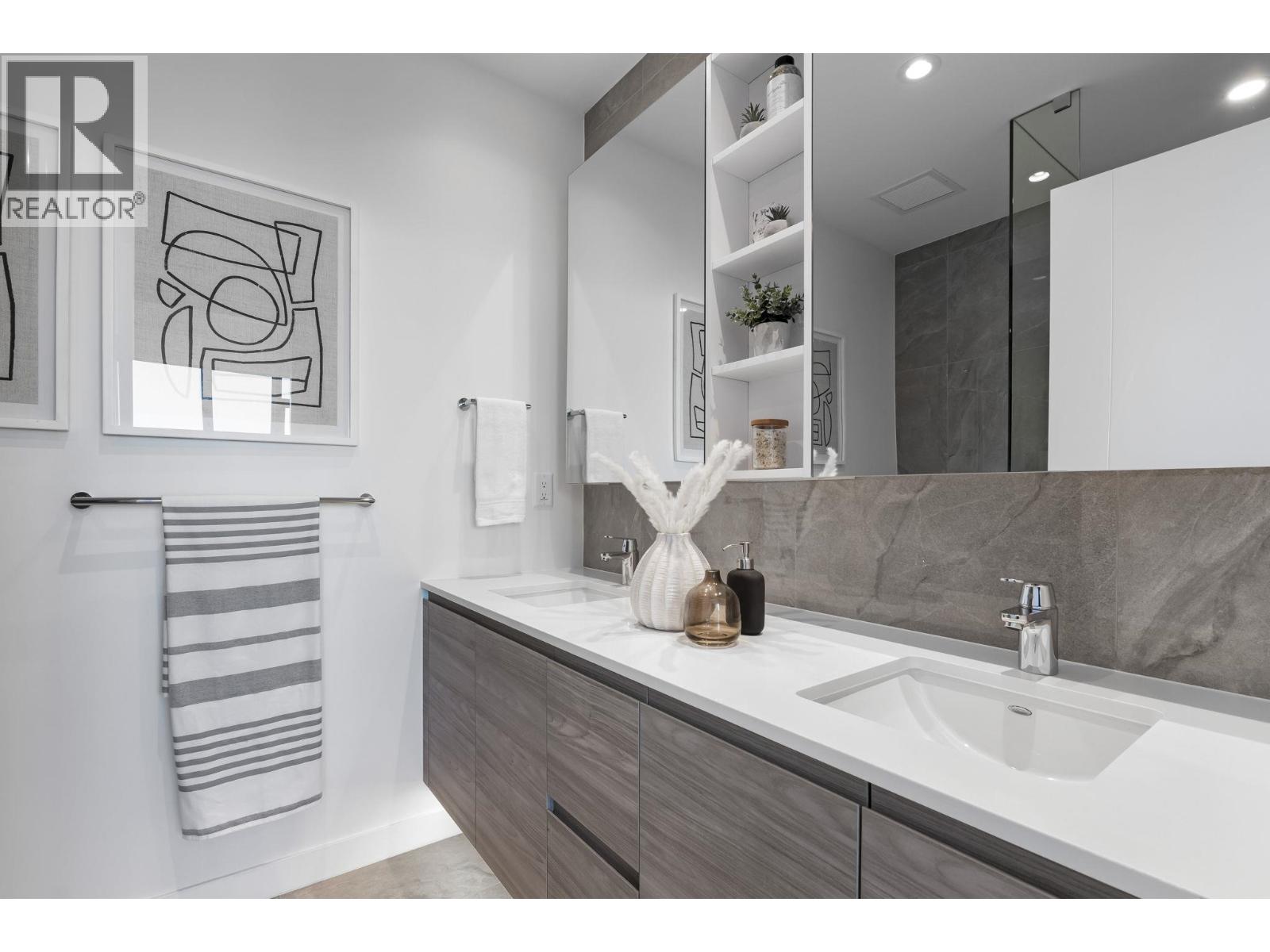 Photo 16 of 3903 680 Quayside Drive, New Westminster BC
