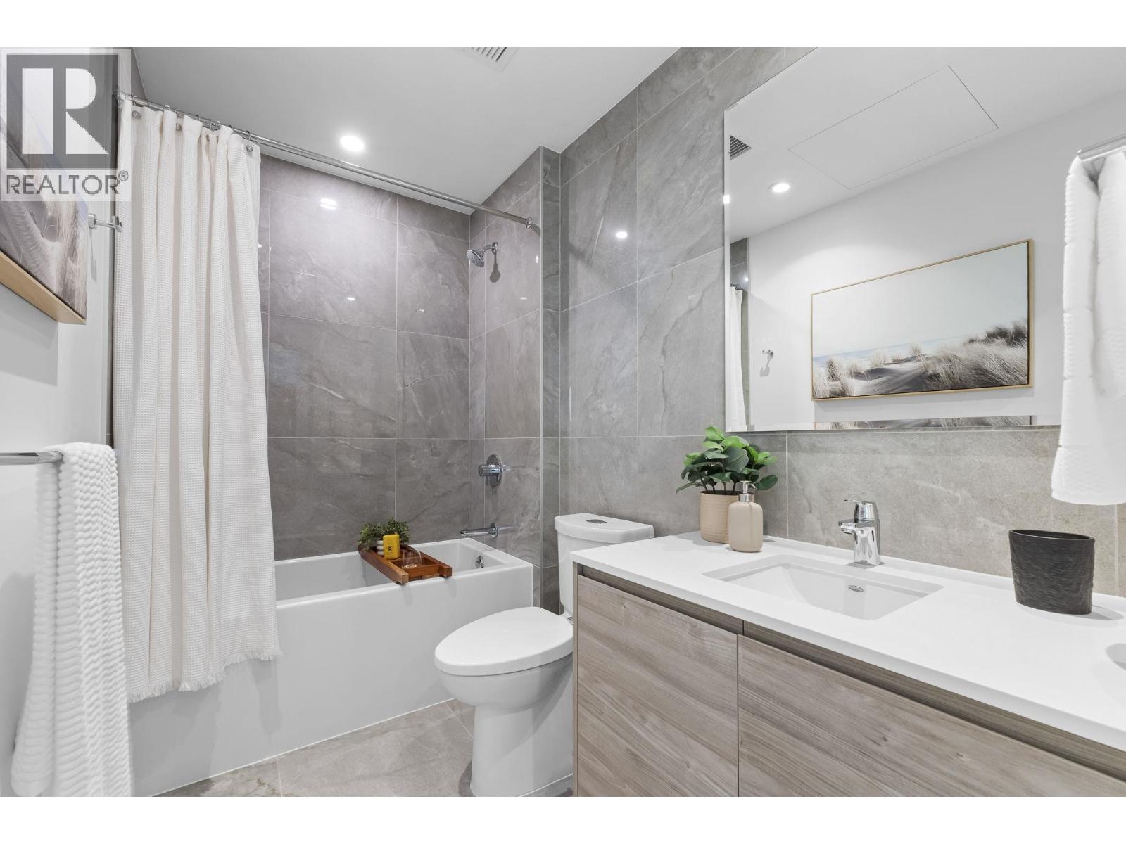 Photo 22 of 3903 680 Quayside Drive, New Westminster BC
