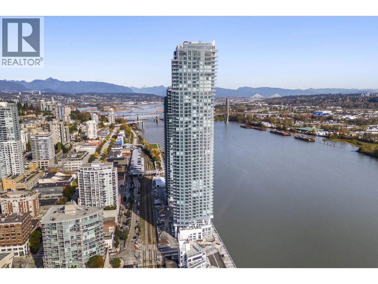 Photo 3 of 3903 680 Quayside Drive, New Westminster BC