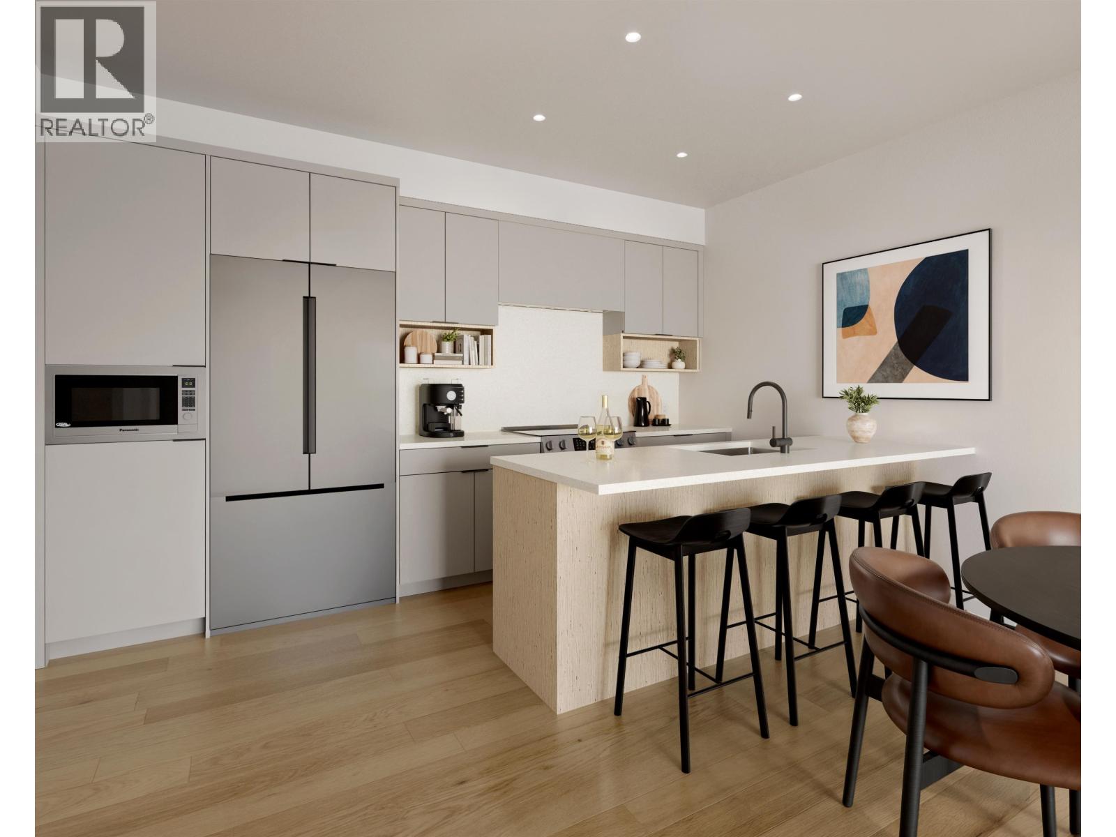 206 1050 FINCH DRIVE, Squamish