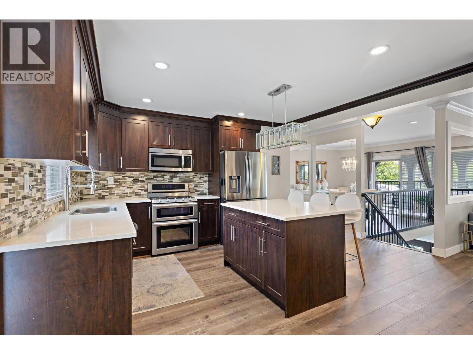 Photo 10 of 629 Thompson Avenue, Coquitlam BC
