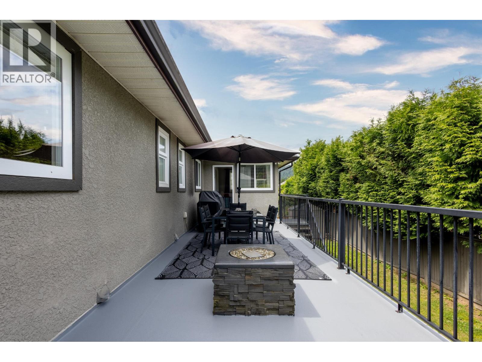 Photo 30 of 629 Thompson Avenue, Coquitlam BC