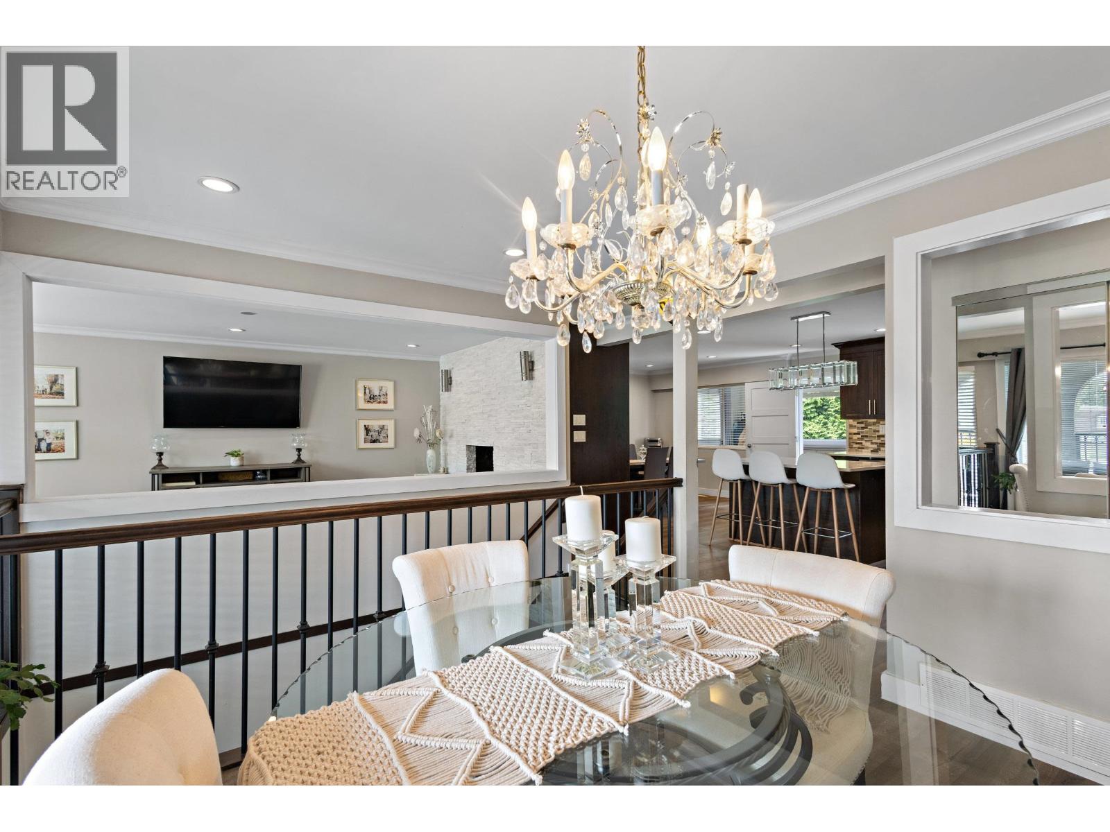 Photo 8 of 629 Thompson Avenue, Coquitlam BC