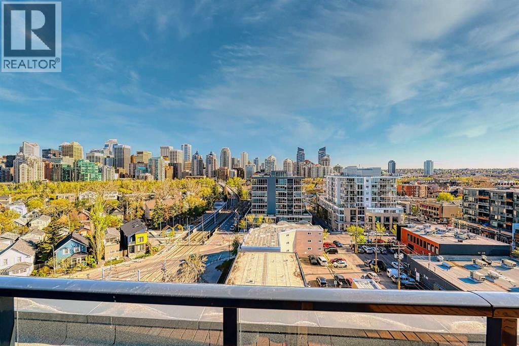 Single Family House High rise for Sale in   A Street NW Sunnyside Calgary 