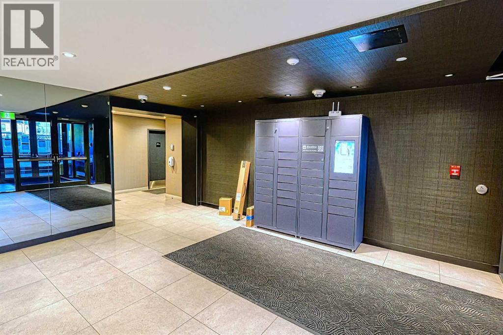 Single Family House High rise for Sale in   A Street NW Sunnyside Calgary 