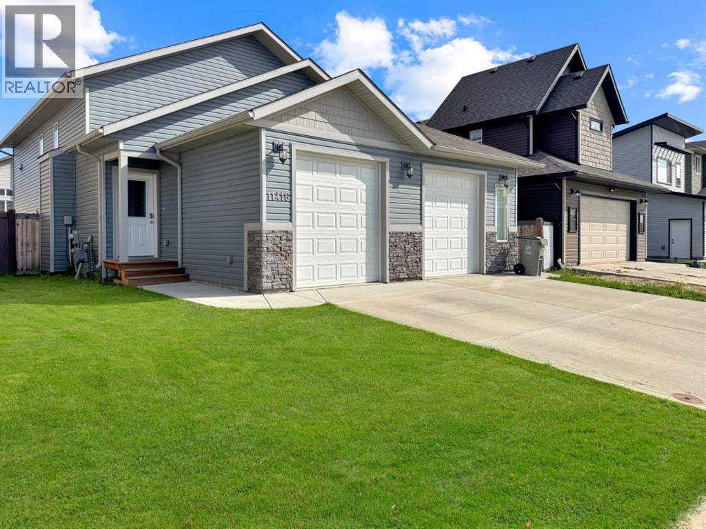 Photo 2 of 11416 106 Avenue, Grande Prairie AB