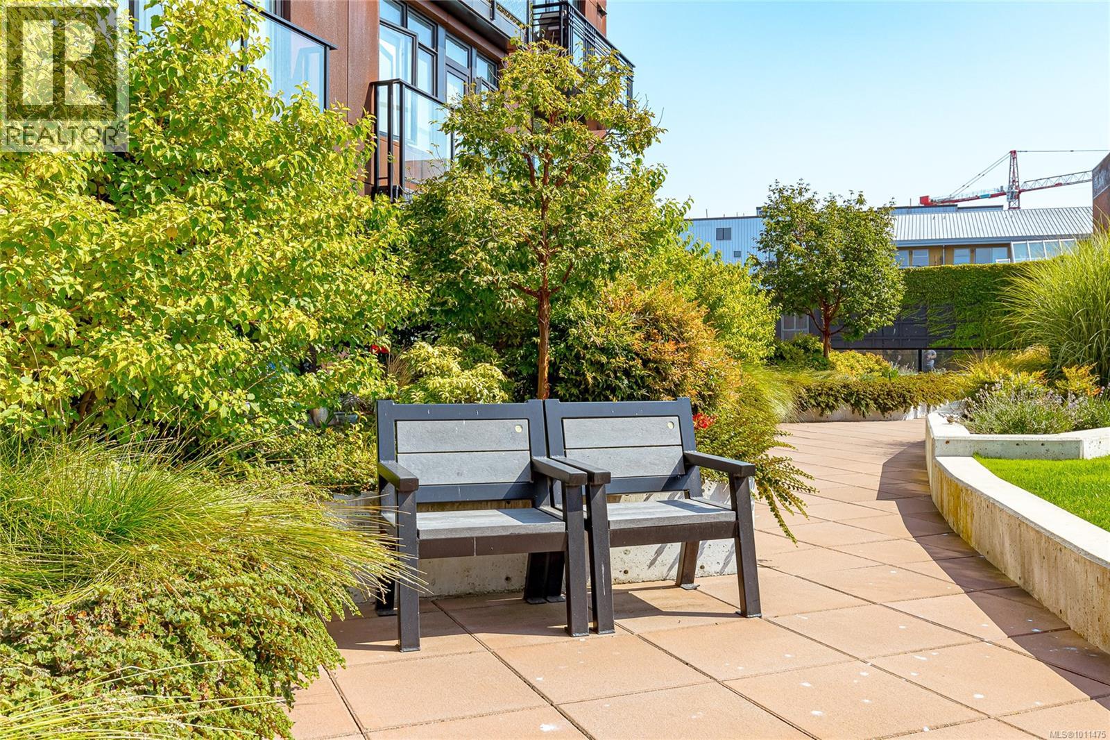 307 515 Chatham Street, Victoria