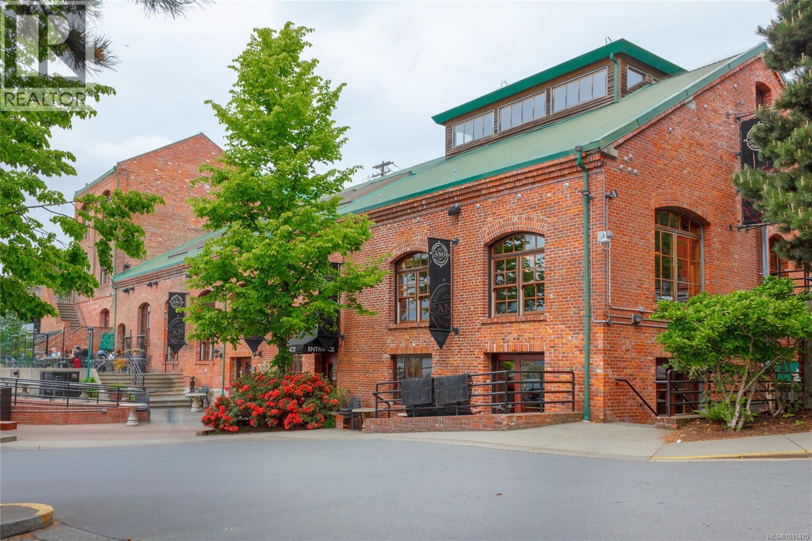 307 515 Chatham Street, Victoria