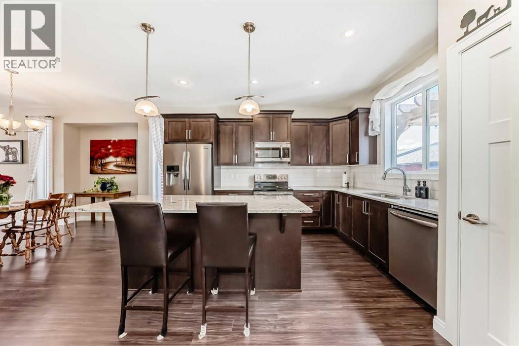 Photo 19 of 222 Cooperswood Green Sw, Airdrie AB