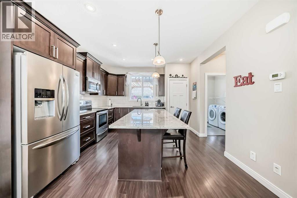Photo 12 of 222 Cooperswood Green Sw, Airdrie AB