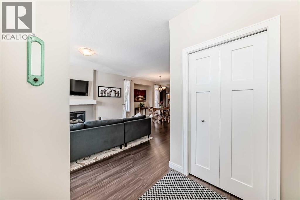 Photo 7 of 222 Cooperswood Green Sw, Airdrie AB