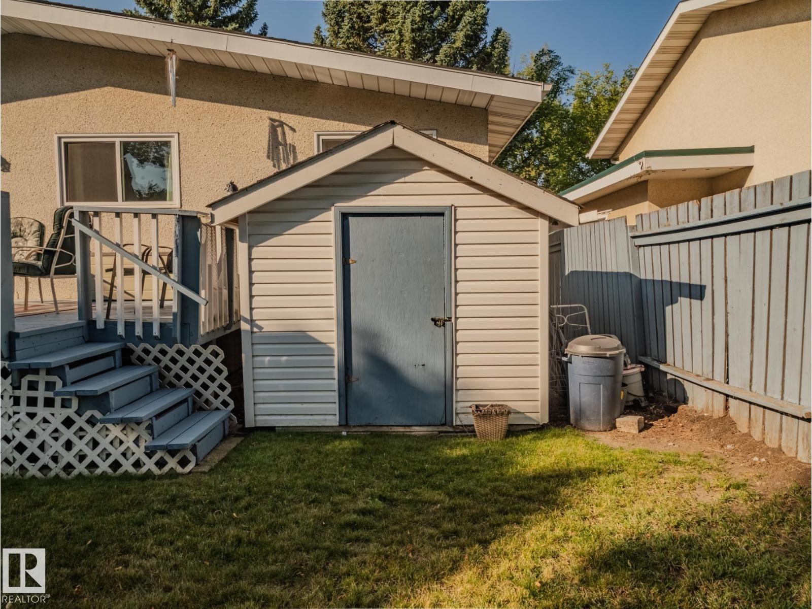 Photo 49 of 50 Flagstone Cr, St Albert AB