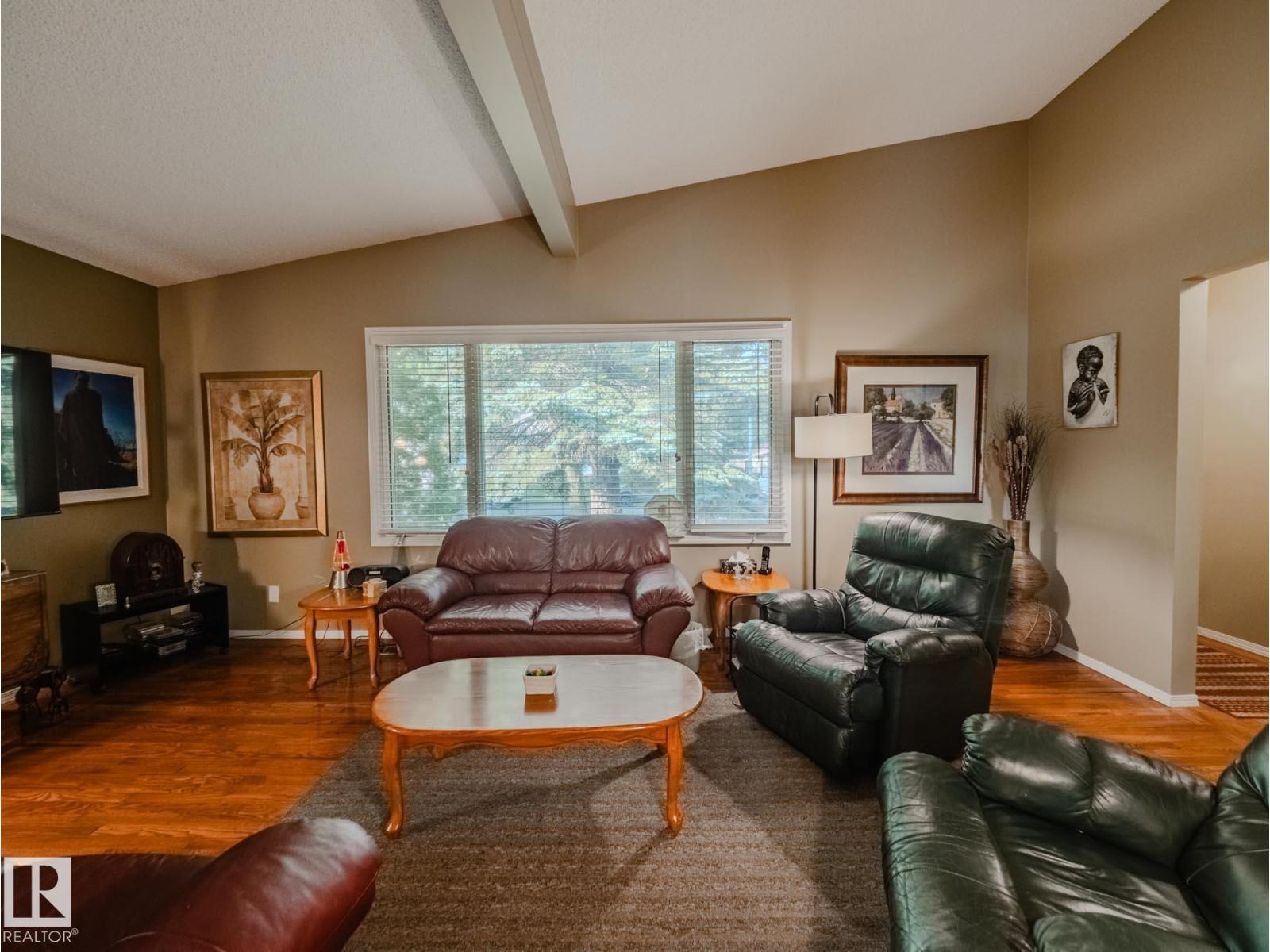 Photo 6 of 50 Flagstone Cr, St Albert AB