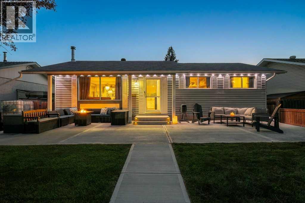 Photo 1 of 159 Rundlehorn Crescent Ne, Calgary AB
