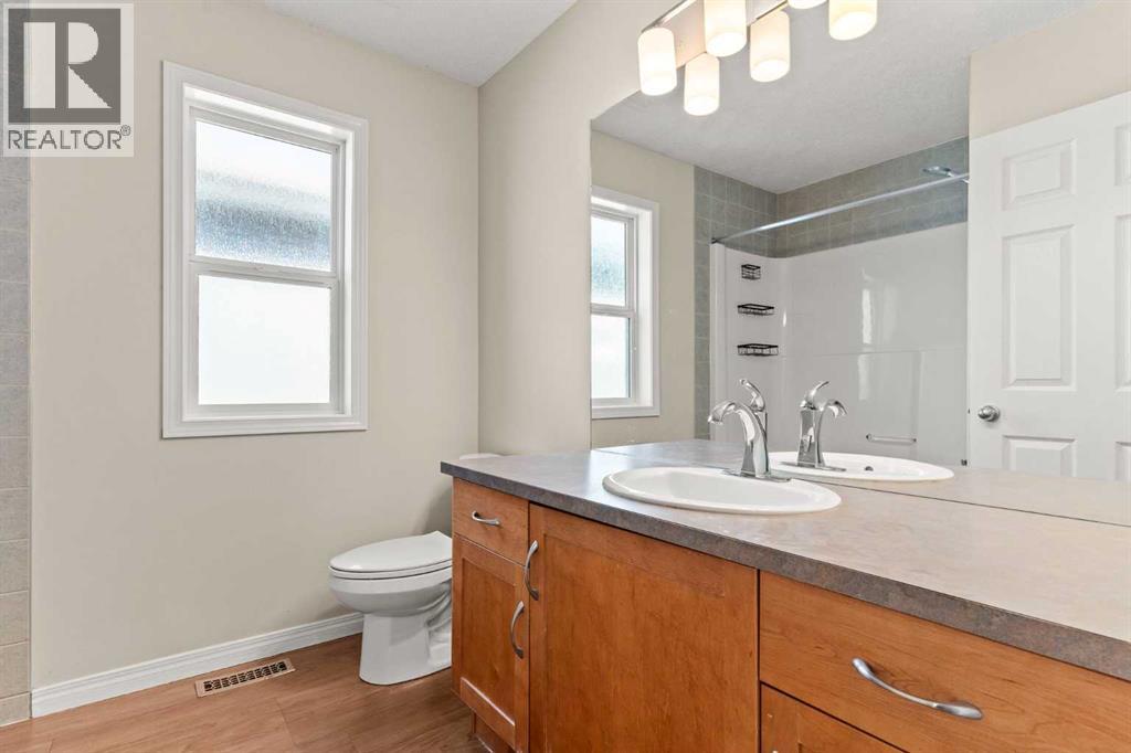 Photo 31 of 16 Shawbrooke Park Sw, Calgary AB