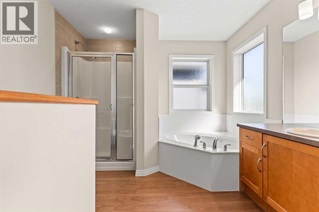 Photo 36 of 16 Shawbrooke Park Sw, Calgary AB